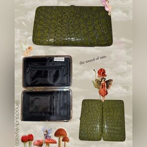 Bifold (faux) Crocodile Print Wallet ⋆ ☁︎ ⋆⁺₊⋆ ☾ ⋆⁺₊⋆